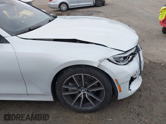 2022 BMW 3 Series 330i with VIN 3MW5R1J0XN8C67673, listed as a IAAI auction lot 41777963 with 21,812 mi miles and . Bid and sale history available at DreamBid. Image 18.