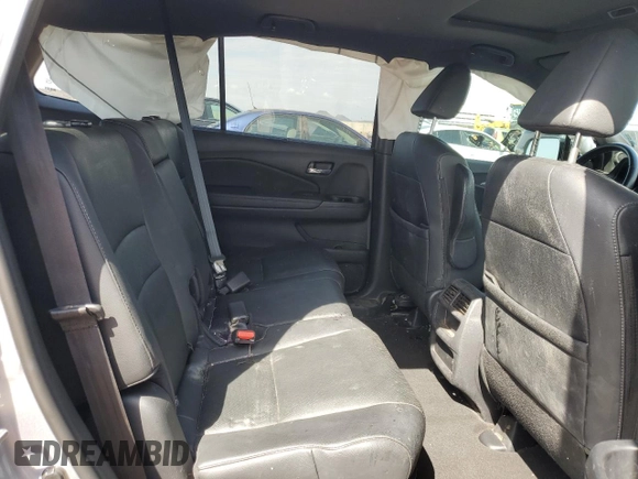 2019 Honda Passport EX-L with VIN 5FNYF7H57KB007865, listed as a Copart auction lot 51352775 with 43,846 mi miles and Salvage Title. Bid and sale history available at carsss.com. Image 11.