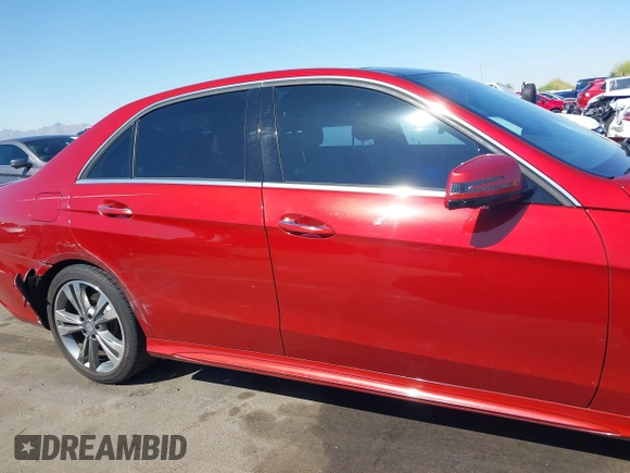 2014 Mercedes-Benz E 350 Sport with VIN WDDHF5KB3EB055718, listed as a IAAI auction lot 42078285 with 119,963 mi miles and . Bid and sale history available at carsss.com. Image 13.