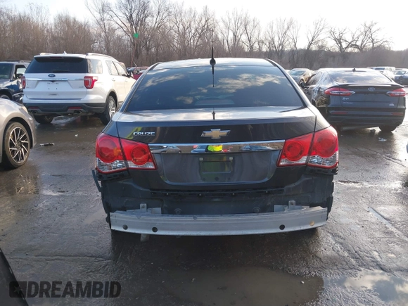 2014 Chevrolet Cruze LS with VIN 1G1PA5SH0E7150807, listed as a IAAI auction lot 41191261 with 180,428 mi miles and . Bid and sale history available at DreamBid. Image 17.