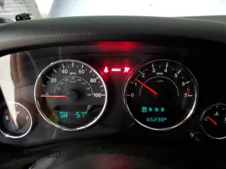 2018 Jeep Wrangler JK Unlimited Sahara with VIN 1C4HJWEGXJL873151, listed as a Copart auction lot 83946904 with 65,230 mi miles and Salvage Title. Bid and sale history available at carsss.com. Image 9.