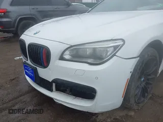 2015 BMW 7 Series 750Li xDrive with VIN WBAYF8C58FD655044, listed as a IAAI auction lot 41847227 with Not Provided miles and . Bid and sale history available at carsss.com. Image 6.
