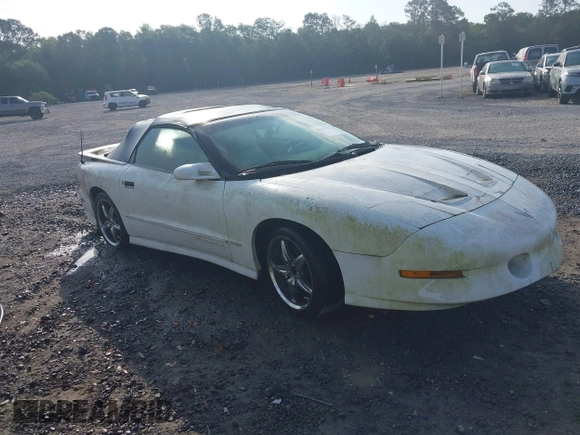 1995 Pontiac Firebird Trans Am z VIN 2G2FV32P8S2217647, wystawiony jako IAAI lot #42115118 z przebiegiem 154 499 mil mil oraz . Historia ofert i sprzedaży dostępna na DreamBid. Obrazek 1.