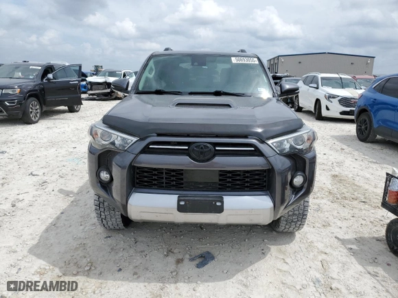 2020 Toyota 4Runner SR5 with VIN JTEBU5JR9L5752726, listed as a Copart auction lot 50693055 with 234,906 mi miles and Clean Title. Bid and sale history available at carsss.com. Image 5.