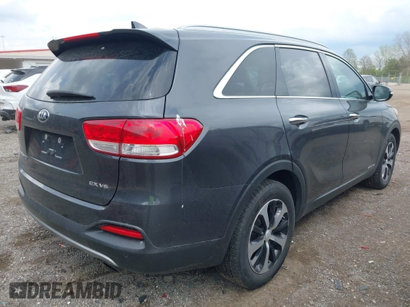 2018 Kia Sorento EX with VIN 5XYPHDA5XJG349848, listed as a IAAI auction lot 42053441 with 135,538 mi miles and . Bid and sale history available at carsss.com. Image 4.