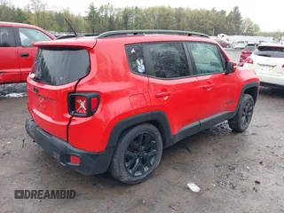 2017 Jeep Renegade Latitude z VIN ZACCJBBB9HPF61937, wystawiony jako IAAI lot #42168485 z przebiegiem 103 459 mil mil oraz . Historia ofert i sprzedaży dostępna na DreamBid. Obrazek 4.
