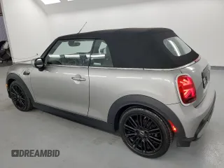 2024 MINI Convertible Cooper S with VIN WMW43DL07R3R76135, listed as a Copart auction lot 72654734 with 22,574 mi miles and Clean title. Bid and sale history available at DreamBid. Image 2.