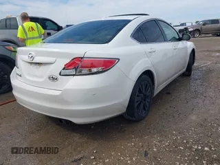 2009 Mazda 6 i Touring with VIN 1YVHP82A695M33478, listed as a IAAI auction lot 41460267 with 154,723 mi miles and . Bid and sale history available at carsss.com. Image 4.