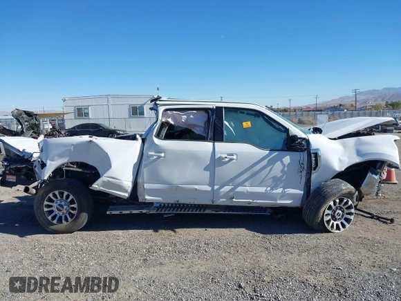 2020 Ford F-250 XL z VIN 1FT7W2B66LEC42311, wystawiony jako IAAI lot #41262022 z przebiegiem Nie podano mil oraz . Historia ofert i sprzedaży dostępna na DreamBid. Obrazek 12.