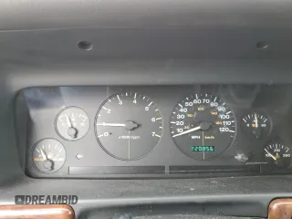 1998 Jeep Grand Cherokee Limited with VIN 1J4GZ78S0WC276411, listed as a Copart auction lot 78200114 with 220,856 mi miles and Salvage Title. Bid and sale history available at carsss.com. Image 9.