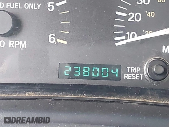 1999 Jeep Cherokee Sport with VIN 1J4FT68S6XL598558, listed as a IAAI auction lot 41549504 with 238,004 mi miles. Bid and sale history available at carsss.com. Image 15.