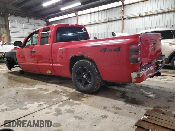 2005 Dodge Dakota SLT with VIN 1D7HW42N25S102256, listed as a Copart auction lot 84477674 with 160,804 mi miles and Salvage title. Bid and sale history available at DreamBid. Image 2.