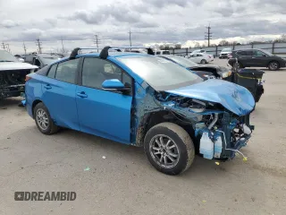 2020 Toyota Prius LE with VIN JTDL9RFU4L3020885, listed as a Copart auction lot 46691465 with 75,913 mi miles and Salvage title. Bid and sale history available at DreamBid. Image 4.