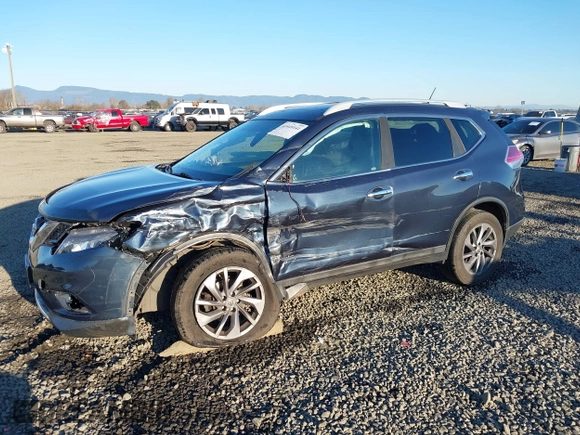 2016 Nissan Rogue SV with VIN 5N1AT2MT1GC845262, listed as a IAAI auction lot 41449141 with 83,932 mi miles. Bid and sale history available at carsss.com. Image 17.
