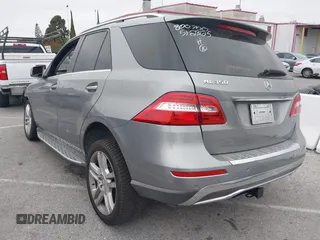 2015 Mercedes-Benz M 350 with VIN 4JGDA5JB6FA499526, listed as a IAAI auction lot 42360236 with Not provided miles and . Bid and sale history available at DreamBid. Image 3.