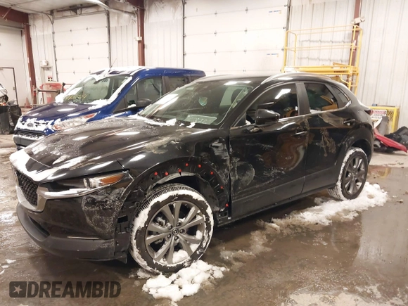 2023 Mazda CX-30 2.5 S Select Package with VIN 3MVDMBBM5PM586122, listed as a IAAI auction lot 41400186 with 1 mi miles. Bid and sale history available at carsss.com. Image 2.