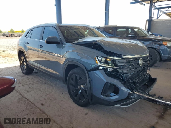 2024 Volkswagen Atlas SE with VIN 1V2KE2CA7RC253191, listed as a Copart auction lot 55147875 with 4,417 mi miles and Salvage title. Bid and sale history available at DreamBid. Image 4.