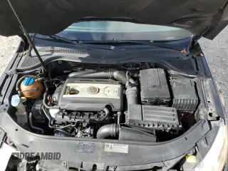 2011 Volkswagen CC Sport с VIN WVWMN7AN8BE707987, выставлен на аукционе Copart как лот 60456525 с пробегом 116 572 миль миль и Списание • Salvage title. История ставок и продаж доступна на DreamBid. Изображение 11.