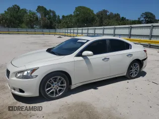 2010 Nissan Maxima SV z VIN 1N4AA5AP1AC848632, wystawiony jako Copart lot #56995215 z przebiegiem 240 713 mil mil oraz Szkoda całkowita • Salvage title. Historia ofert i sprzedaży dostępna na DreamBid. Obrazek 1.