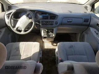 2002 Toyota Sienna LE with VIN 4T3ZF13C52U504138, listed as a Copart auction lot 74633984 with 154,406 mi miles and Salvage Title. Bid and sale history available at carsss.com. Image 8.