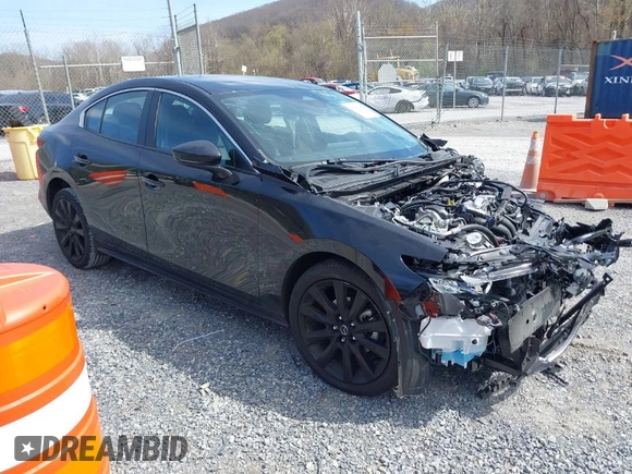 2025 Mazda 3 S Select Sport with VIN 3MZBPABM8SM460739, listed as a IAAI auction lot 41942337 with 5,798 mi miles and . Bid and sale history available at DreamBid. Image 1.