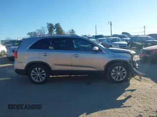 2015 Kia Sorento EX with VIN 5XYKU4A71FG590910, listed as a IAAI auction lot 41378588 with 165,090 mi miles. Bid and sale history available at carsss.com. Image 13.