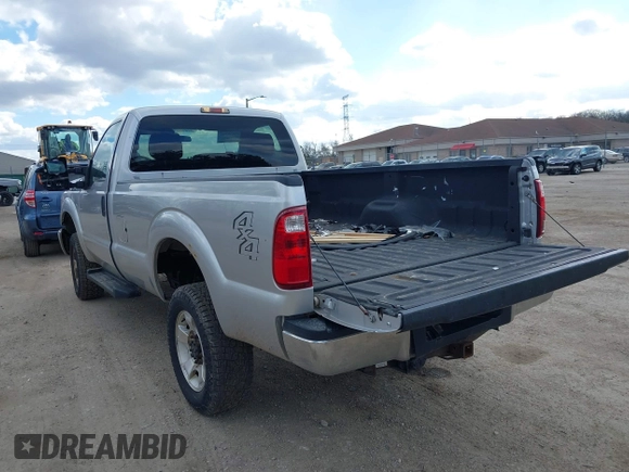 2016 Ford F-250 XLT with VIN 1FTBF2B61GEB11867, listed as a IAAI auction lot 41858547 with 96,059 mi miles and . Bid and sale history available at DreamBid. Image 3.