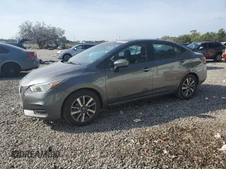 2021 Nissan Versa SV z VIN 3N1CN8EV2ML854484, wystawiony jako Copart lot #56019405 z przebiegiem 91 543 mil mil oraz Szkoda całkowita • Salvage title. Historia ofert i sprzedaży dostępna na DreamBid. Obrazek 1.