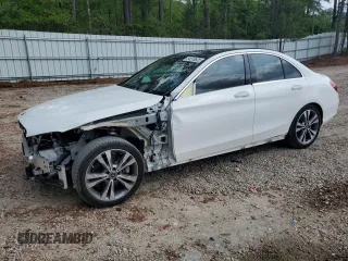 2021 Mercedes-Benz C 300 z VIN W1KWF8DB8MR611212, wystawiony jako Copart lot #54318625 z przebiegiem 44 367 mil mil oraz Szkoda całkowita • Salvage title. Historia ofert i sprzedaży dostępna na DreamBid. Obrazek 1.