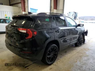 2024 GMC Terrain SLE z VIN 3GKALTEG6RL199479, wystawiony jako Copart lot #46661305 z przebiegiem 13 829 mil mil oraz Szkoda całkowita • Salvage title. Historia ofert i sprzedaży dostępna na DreamBid. Obrazek 3.