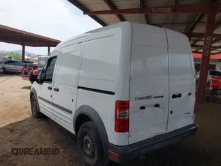 2013 Ford Transit Connect XL z VIN NM0LS7AN5DT134465, wystawiony jako IAAI lot #42749943 z przebiegiem 131 568 mil mil oraz . Historia ofert i sprzedaży dostępna na DreamBid. Obrazek 3.
