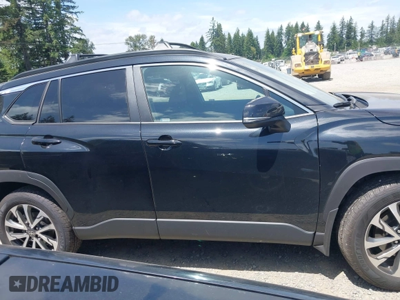 2025 Toyota Corolla Cross XLE with VIN 7MUDAABG4SV132327, listed as a IAAI auction lot 42500170 with 1,011 mi miles and . Bid and sale history available at DreamBid. Image 14.