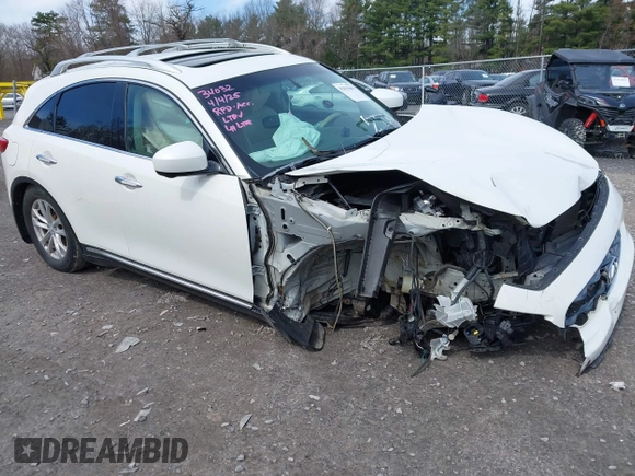 2011 Infiniti FX with VIN JN8AS1MW1BM140576, listed as a IAAI auction lot 42019408 with 146,346 mi miles. Bid and sale history available at carsss.com. Image 1.