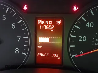 2018 Nissan NV Cargo S z VIN 1N6BF0KY8JN801254, wystawiony jako IAAI lot #42172812 z przebiegiem 117 602 mil mil oraz . Historia ofert i sprzedaży dostępna na DreamBid. Obrazek 16.