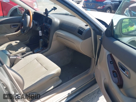 2004 Subaru Legacy Outback L.L. Bean with VIN 4S3BH806547632588, listed as a IAAI auction lot 42807241 with 220,023 mi miles and . Bid and sale history available at DreamBid. Image 5.