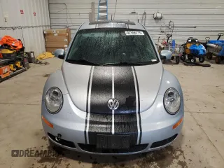 2009 Volkswagen New Beetle Coupe S with VIN 3VWRW31C99M503209, listed as a Copart auction lot 47556715 with 173,079 mi miles and Salvage Title. Bid and sale history available at carsss.com. Image 5.