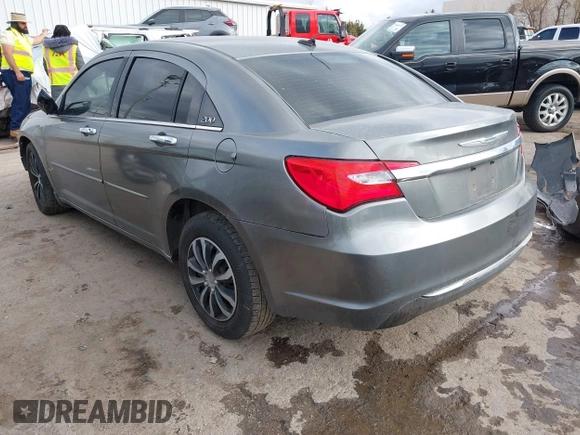 2012 Chrysler 200 Limited with VIN 1C3CCBCB4CN191088, listed as a IAAI auction lot 41629577 with 187,331 mi miles. Bid and sale history available at carsss.com. Image 3.