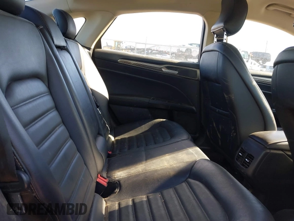 2018 Ford Fusion SE with VIN 3FA6P0HDXJR165459, listed as a IAAI auction lot 41810123 with 97,281 mi miles. Bid and sale history available at carsss.com. Image 8.