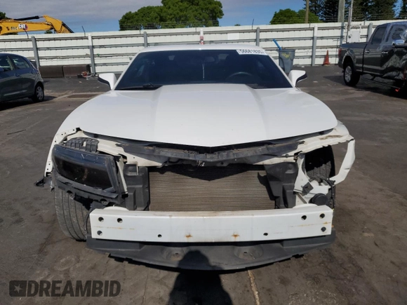 2015 Chevrolet Camaro LT z VIN 2G1FD1E30F9219359, wystawiony jako Copart lot #56681835 z przebiegiem 79 771 mil mil oraz Szkoda całkowita • Salvage title. Historia ofert i sprzedaży dostępna na DreamBid. Obrazek 5.