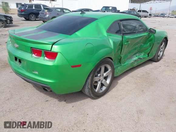 2010 Chevrolet Camaro 1LT z VIN 2G1FF1EVXA9224654, wystawiony jako IAAI lot #42251472 z przebiegiem 178 658 mil mil oraz . Historia ofert i sprzedaży dostępna na DreamBid. Obrazek 4.