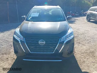2023 Nissan Kicks SV with VIN 3N1CP5CV9PL558393, listed as a IAAI auction lot 40697756 with 31,375 mi miles. Bid and sale history available at carsss.com. Image 13.