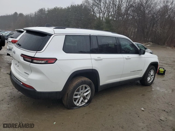2024 Jeep Grand Cherokee L Altitude with VIN 1C4RJKAG2R8947048, listed as a Copart auction lot 89157615 with 5,209 mi miles and Salvage Title. Bid and sale history available at carsss.com. Image 3.