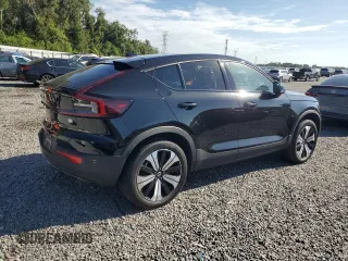 2023 Volvo C40 Recharge Pure Electric Core with VIN YV4ED3GKXP2036809, listed as a Copart auction lot 70364034 with 7,942 mi miles and Salvage Title. Bid and sale history available at carsss.com. Image 3.