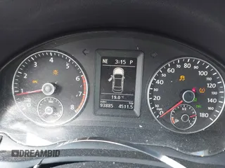 2010 Volkswagen Eos Lux z VIN WVWFA7AH1AV025675, wystawiony jako IAAI lot #42113813 z przebiegiem 93 885 mil mil oraz . Historia ofert i sprzedaży dostępna na DreamBid. Obrazek 7.
