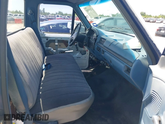 1996 Ford F-250 with VIN 2FTHF25G7TCA38325, listed as a IAAI auction lot 42463748 with Not provided miles and . Bid and sale history available at DreamBid. Image 5.