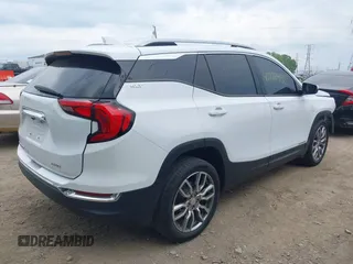 2020 GMC Terrain SLT with VIN 3GKALVEV0LL110491, listed as a IAAI auction lot 42222932 with 89,322 mi miles and . Bid and sale history available at DreamBid. Image 4.