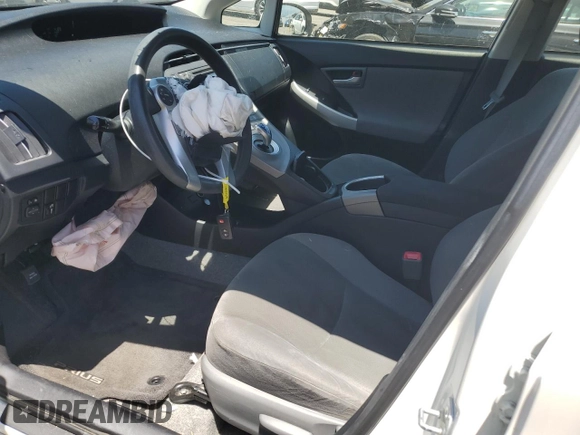 2013 Toyota Prius One z VIN JTDKN3DU7D5691061, wystawiony jako Copart lot #57721455 z przebiegiem 150 521 mil mil oraz Szkoda całkowita • Salvage title. Historia ofert i sprzedaży dostępna na DreamBid. Obrazek 7.