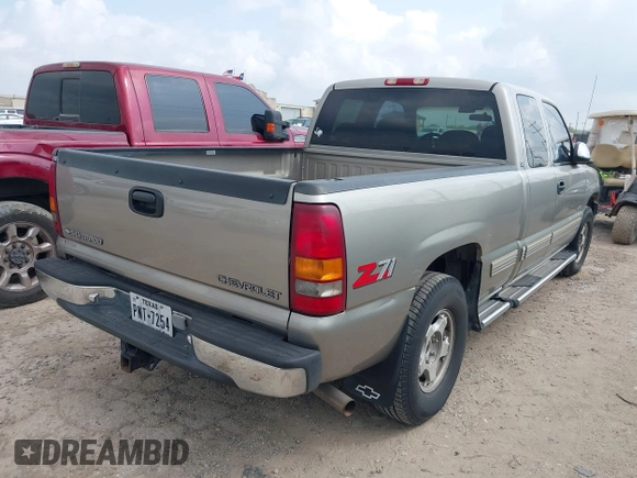 1999 Chevrolet Silverado 1500 LS with VIN 2GCEK19T4X1219464, listed as a IAAI auction lot 42131667 with 198,192 mi miles. Bid and sale history available at carsss.com. Image 4.