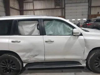 2023 Lexus GX with VIN JTJAM7BX9P5356064, listed as a IAAI auction lot 41877308 with 44,168 mi miles. Bid and sale history available at carsss.com. Image 6.