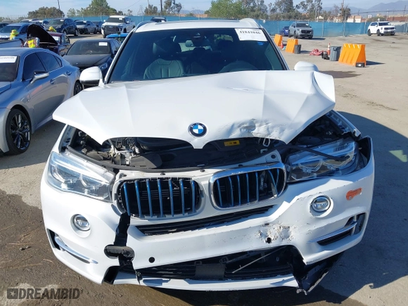 2018 BMW X5 xDrive40e iPerformance with VIN 5UXKT0C53J0W00910, listed as a IAAI auction lot 41842046 with 48,838 mi miles. Bid and sale history available at carsss.com. Image 12.